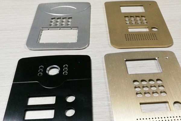 鋁門鈴面板CNC加工樣品